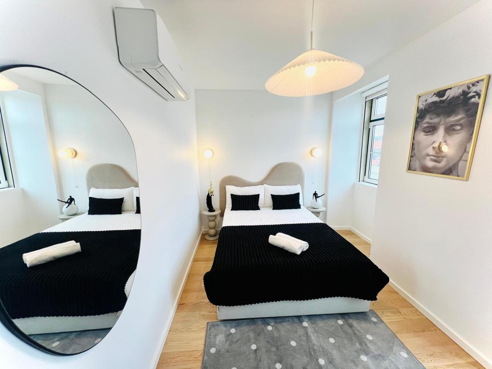 Lisbon Pink House II Beautiful 2 Bedroom Flat In City Center ภายนอก รูปภาพ