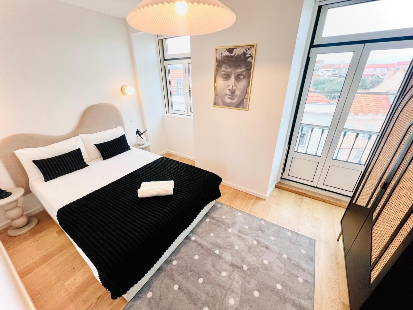 Lisbon Pink House II Beautiful 2 Bedroom Flat In City Center ภายนอก รูปภาพ