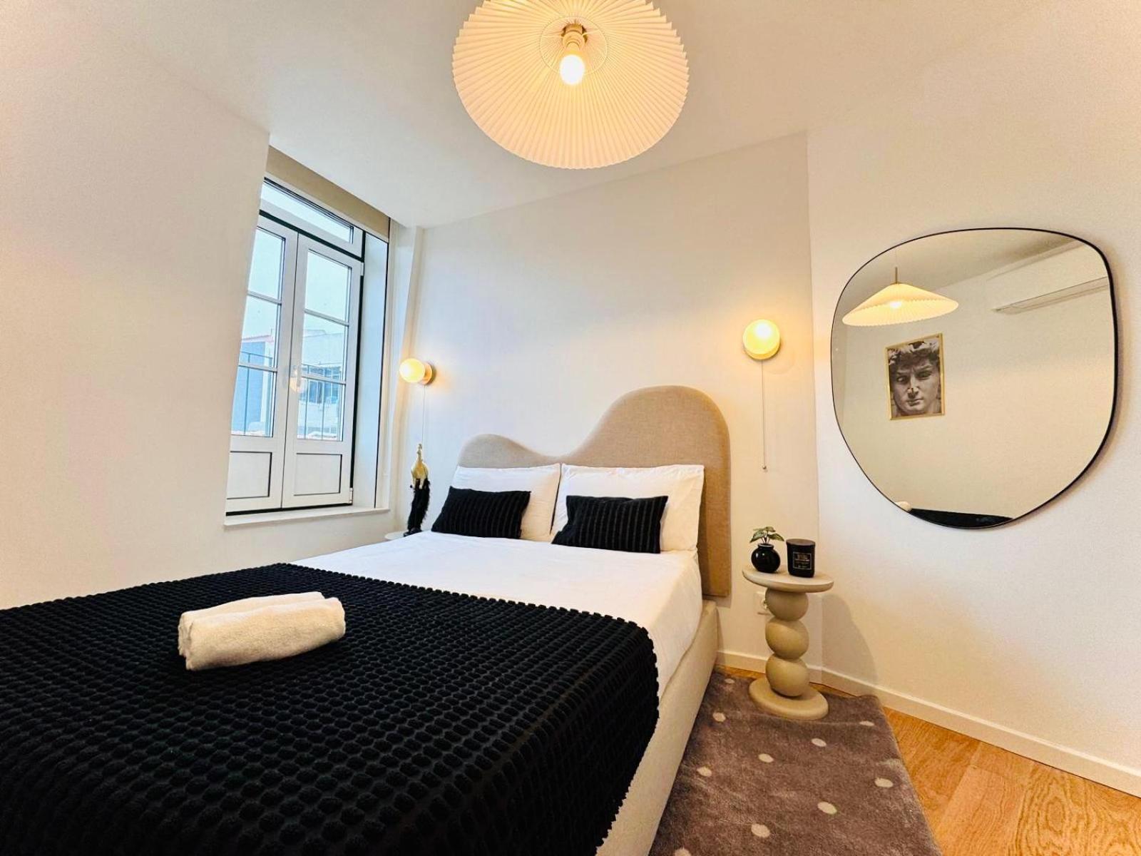 Lisbon Pink House II Beautiful 2 Bedroom Flat In City Center ภายนอก รูปภาพ