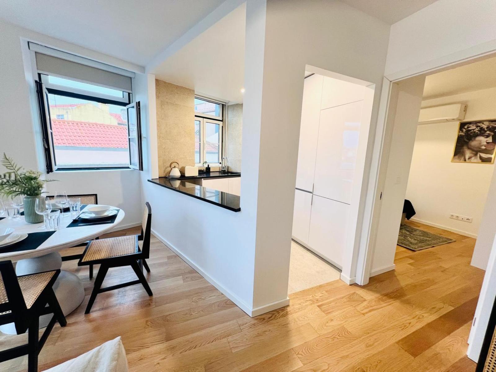 Lisbon Pink House II Beautiful 2 Bedroom Flat In City Center ภายนอก รูปภาพ