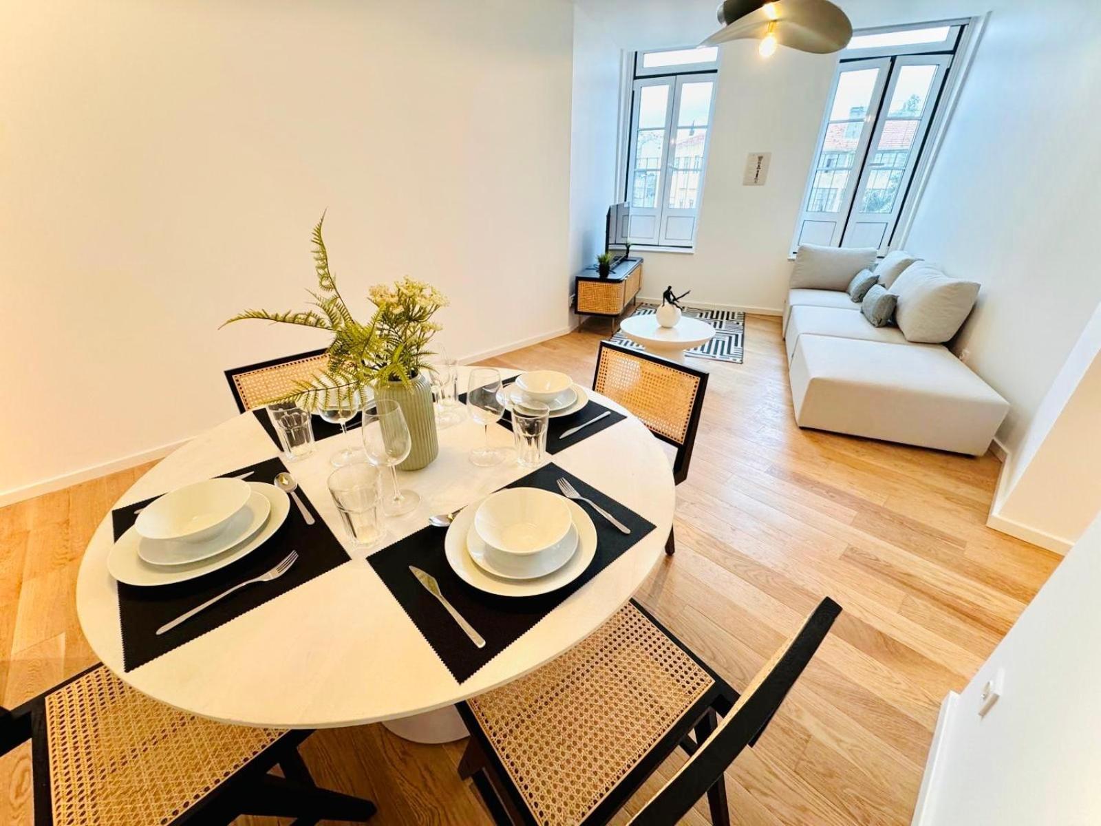 Lisbon Pink House II Beautiful 2 Bedroom Flat In City Center ภายนอก รูปภาพ