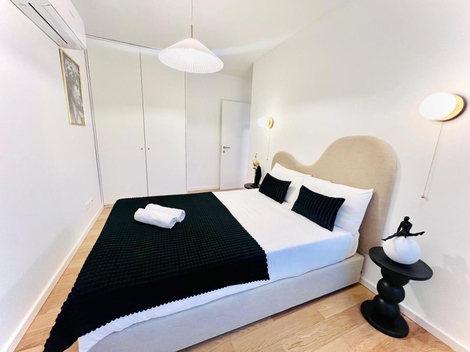 Lisbon Pink House II Beautiful 2 Bedroom Flat In City Center ภายนอก รูปภาพ